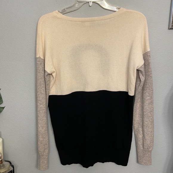 EUC Autumn Cashmere-Question Mark Cashmere Sweater size M - Picture 4 of 4